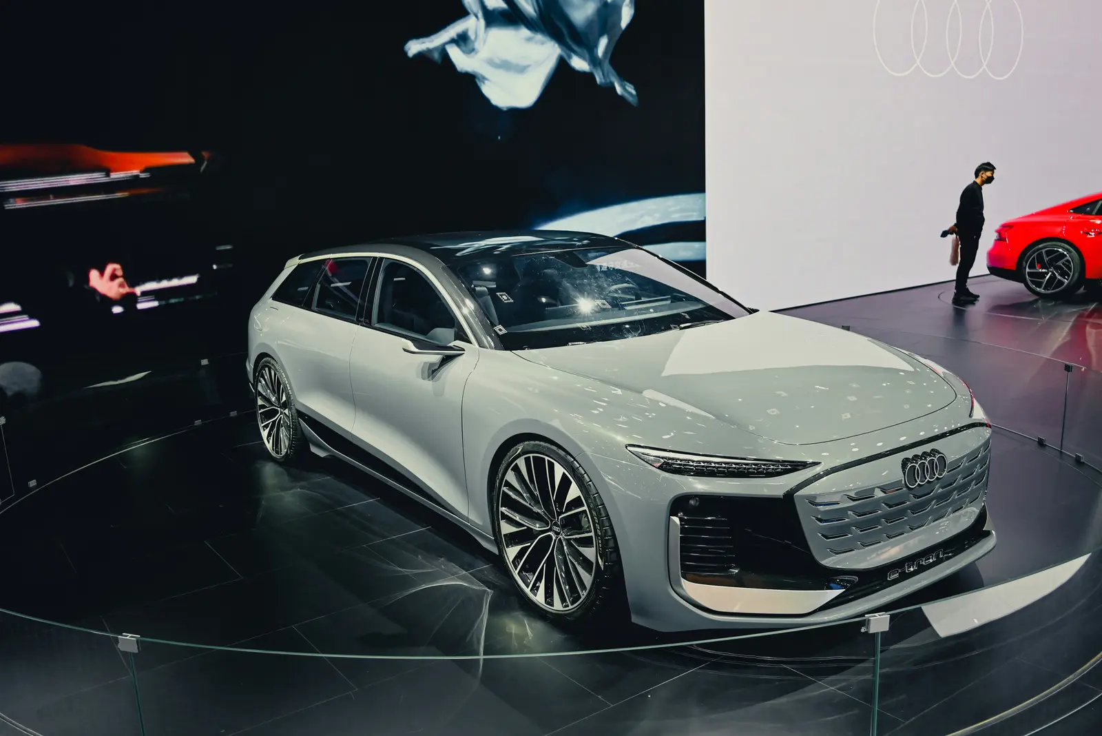 Audi Concept C 侧面轮廓