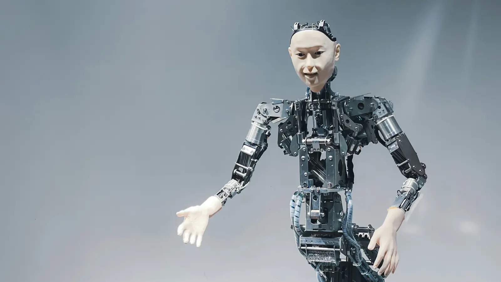 插图6: 遥操作到自主操作的演进路径——技术、经济、伦理三维度