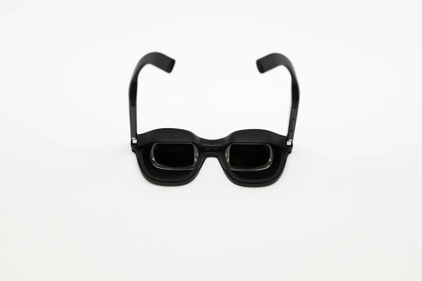 插图2: AR 眼镜的隐私设计挑战——从 Google Glass 到 Specs